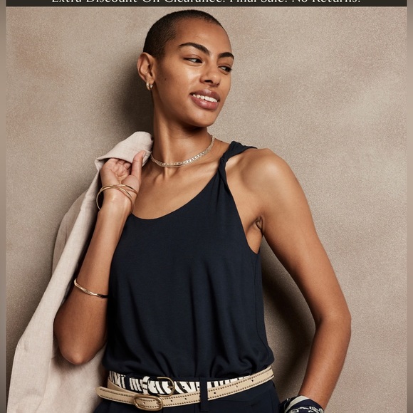 Banana Republic Factory Tops Nwt Banana Republic Knit Twist Top In